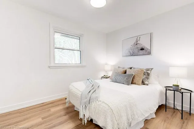 Additional property image - 5470 Randolph Cres