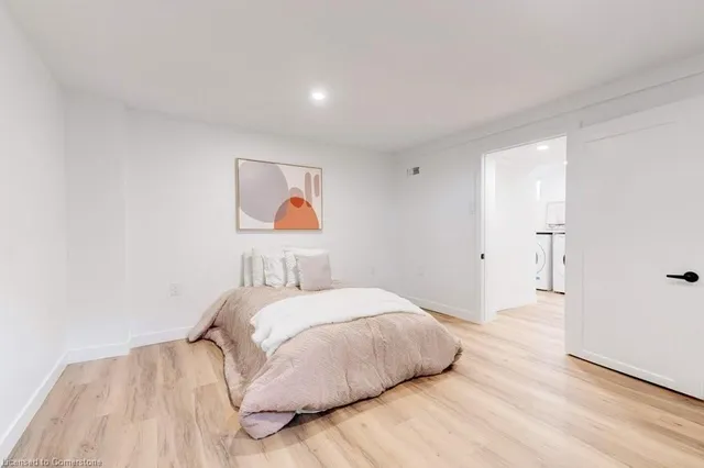 Additional property image - 5470 Randolph Cres