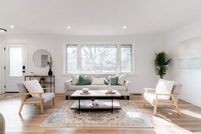 Additional property image - 5470 Randolph Cres