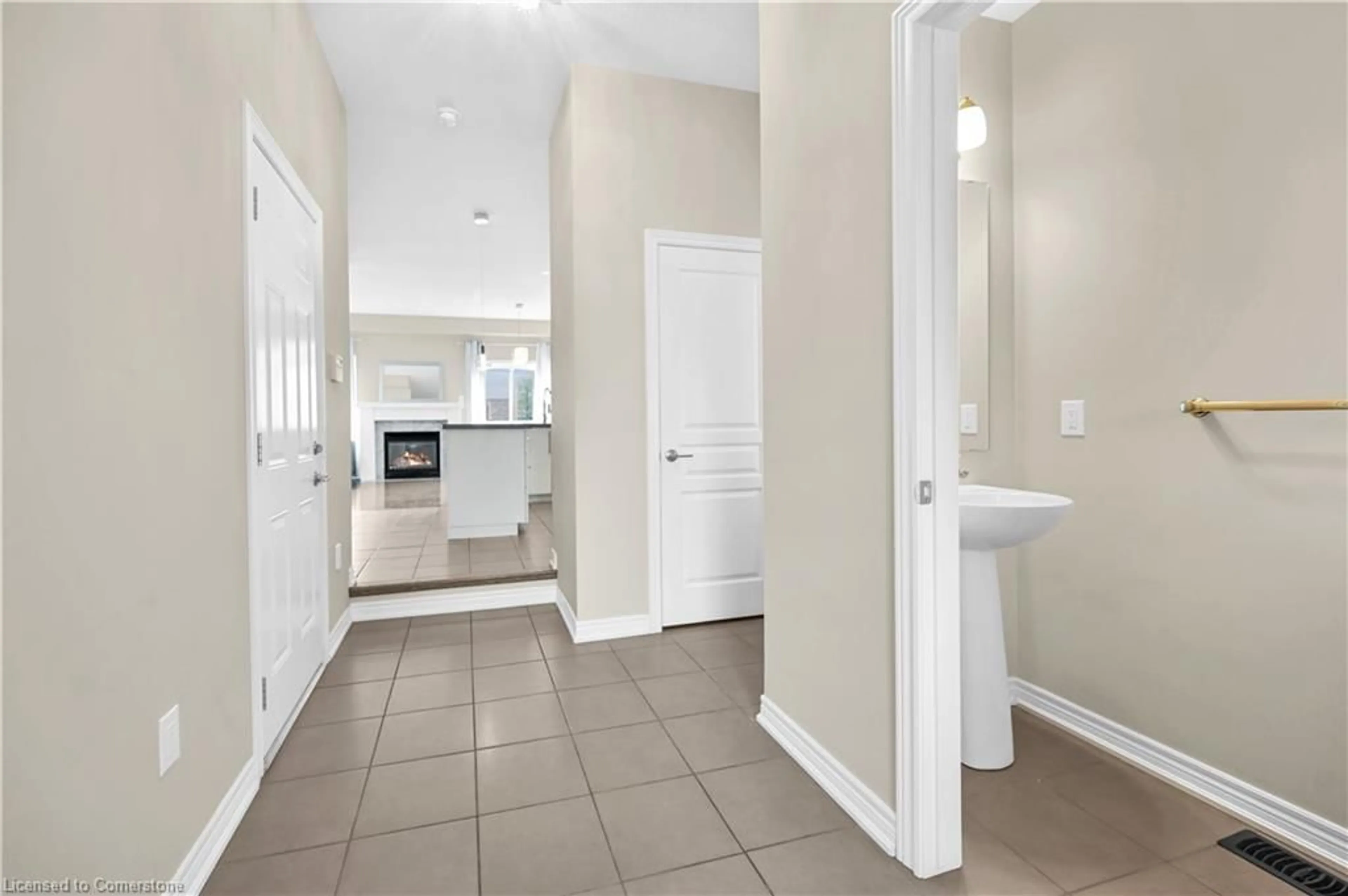 Indoor entryway, ceramic floors for 515 Winston Road Rd #59, Grimsby Ontario L3M 0C8