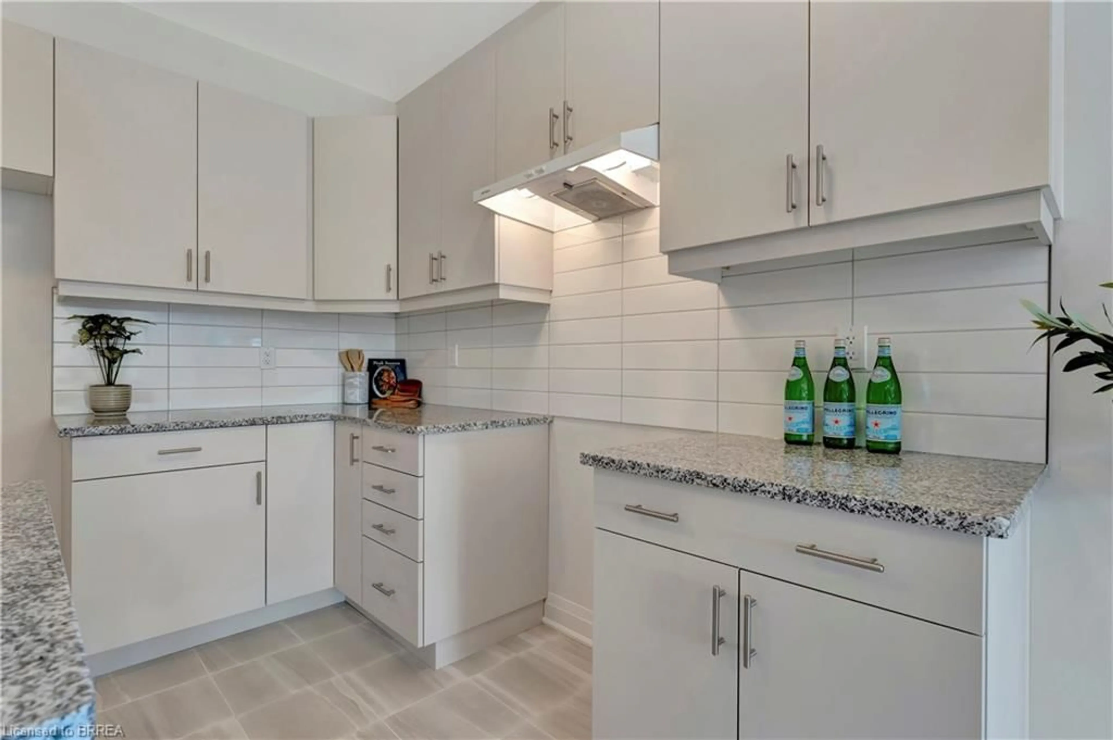 Contemporary kitchen, ceramic floors, cottage for 230 Middleton St, Thamesford Ontario N0M 2M0