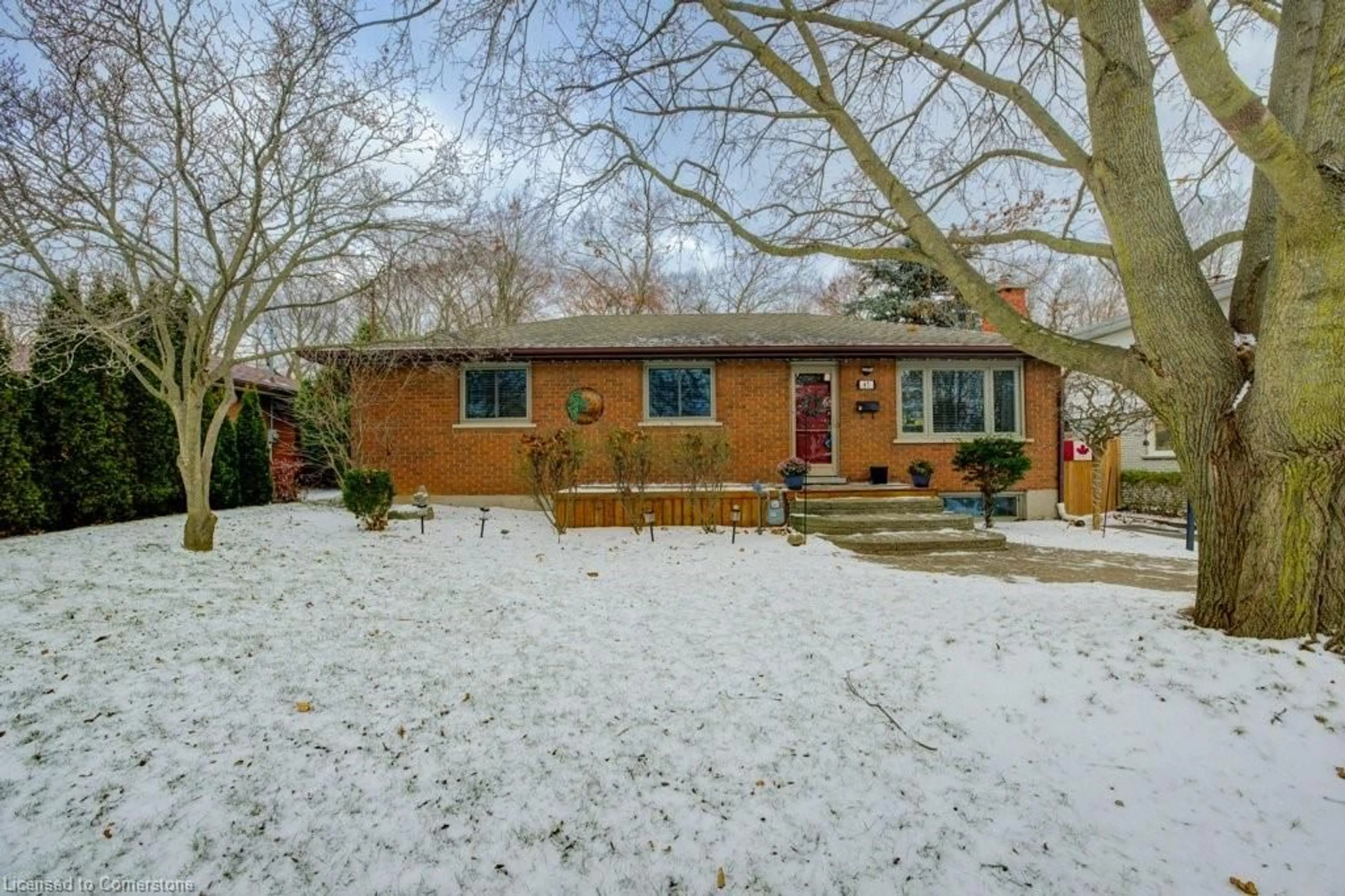 Frontside or backside of a home, cottage for 47 Renwick Ave, Cambridge Ontario N3C 2T5