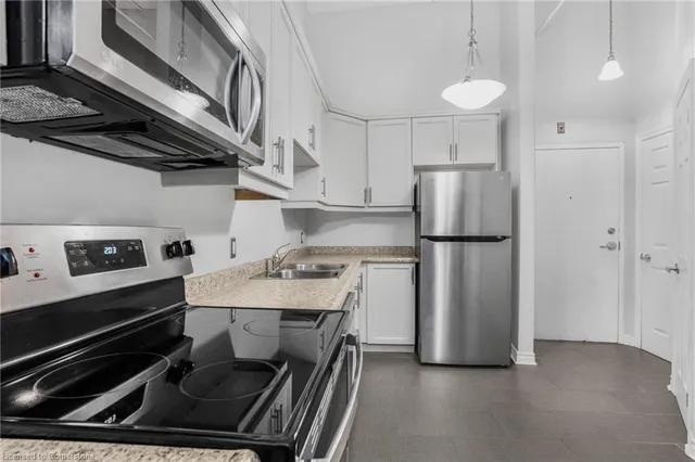 Additional property image - 80 King William St Unit 212