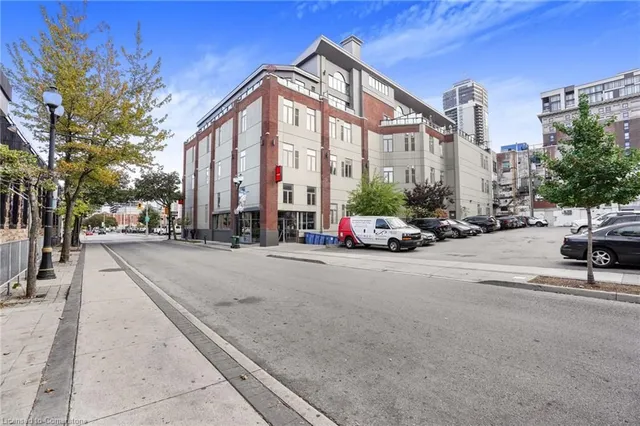 Additional property image - 80 King William St Unit 212