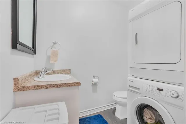 Additional property image - 80 King William St Unit 212