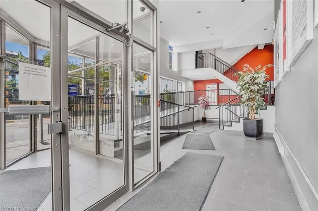 Additional property image - 80 King William St Unit 212