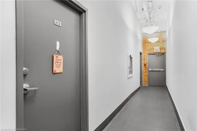 Additional property image - 80 King William St Unit 212