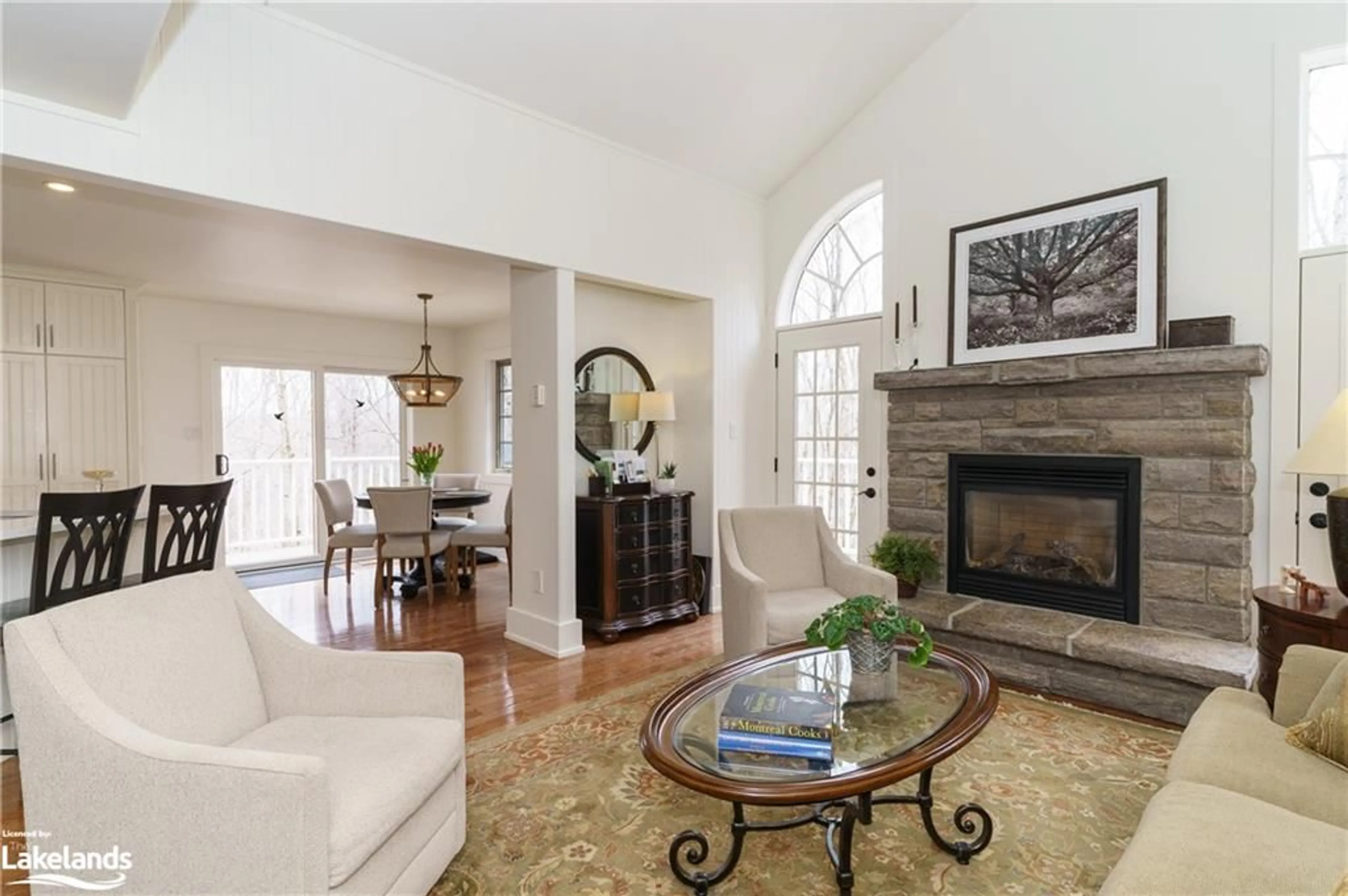 Living room, wood floors for 48 Estate Dr, Port Carling Ontario P0B 1J0