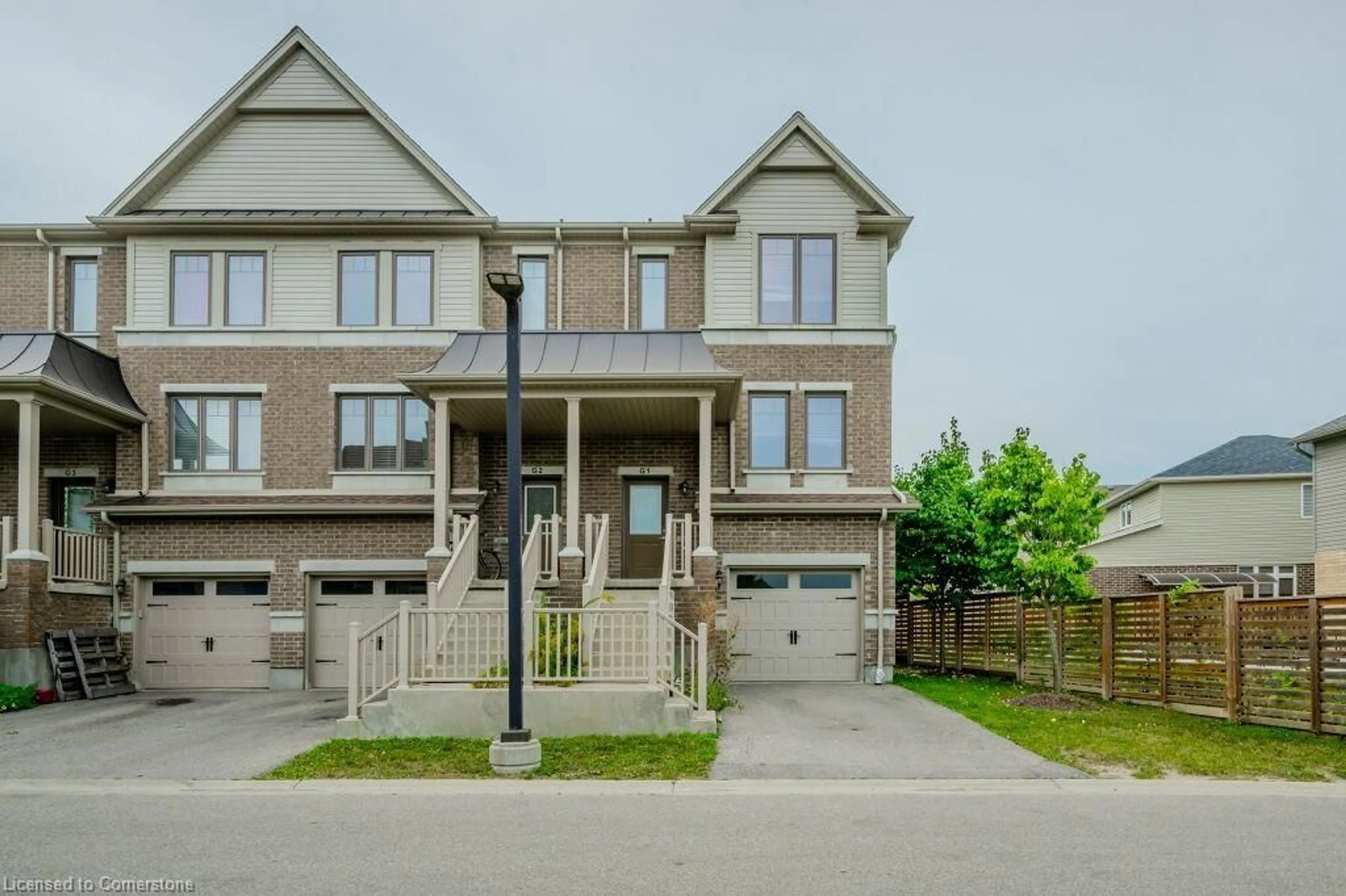 A pic from exterior of the house or condo, the street view for 70 Willowrun Dr #88, Kitchener Ontario N2A 0H5