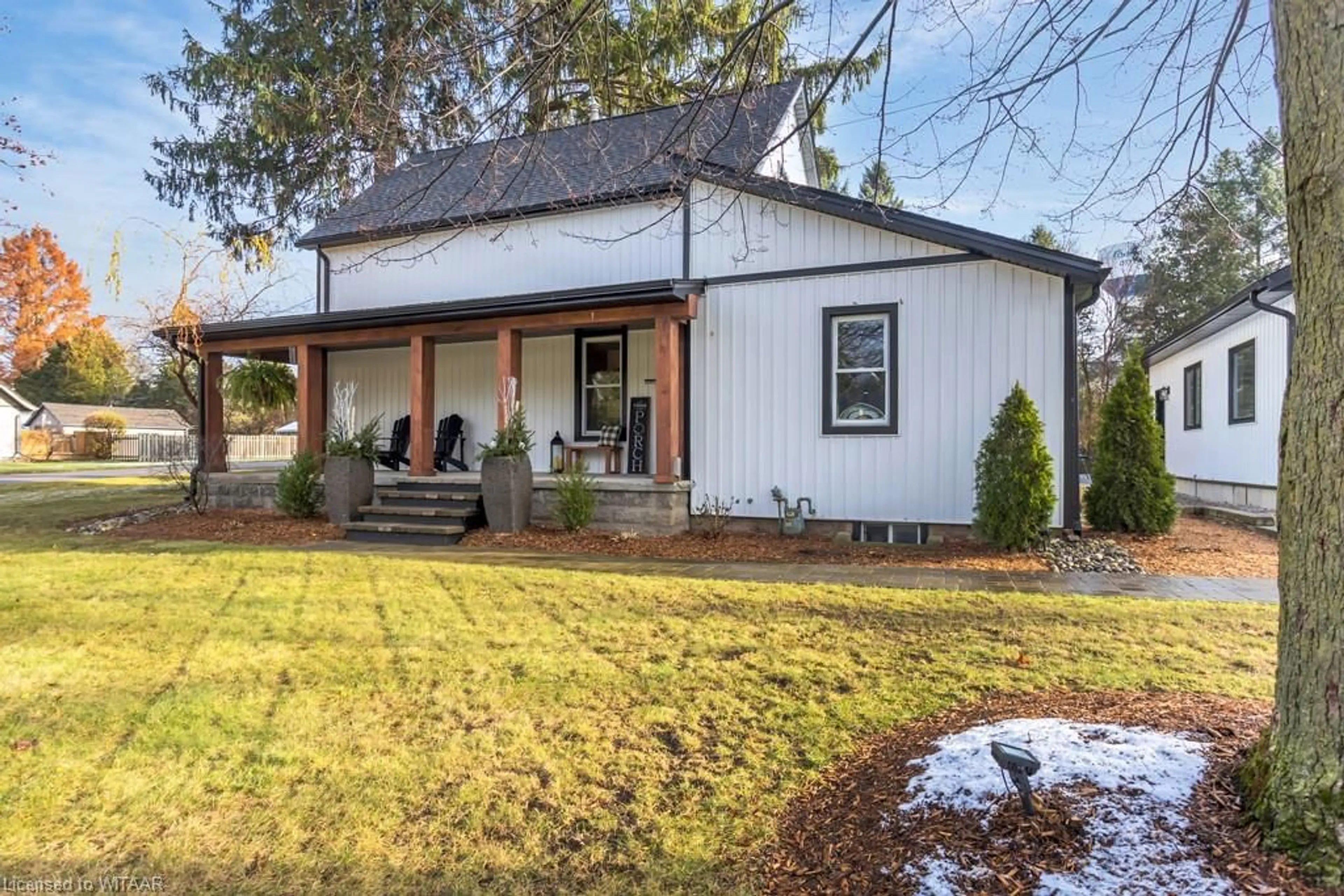 Frontside or backside of a home, cottage for 123 John St, Otterville Ontario N0J 1R0