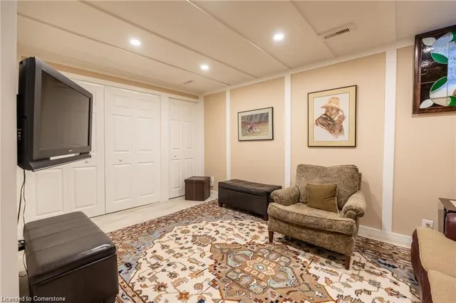 Additional property image - 89 Larraine Ave