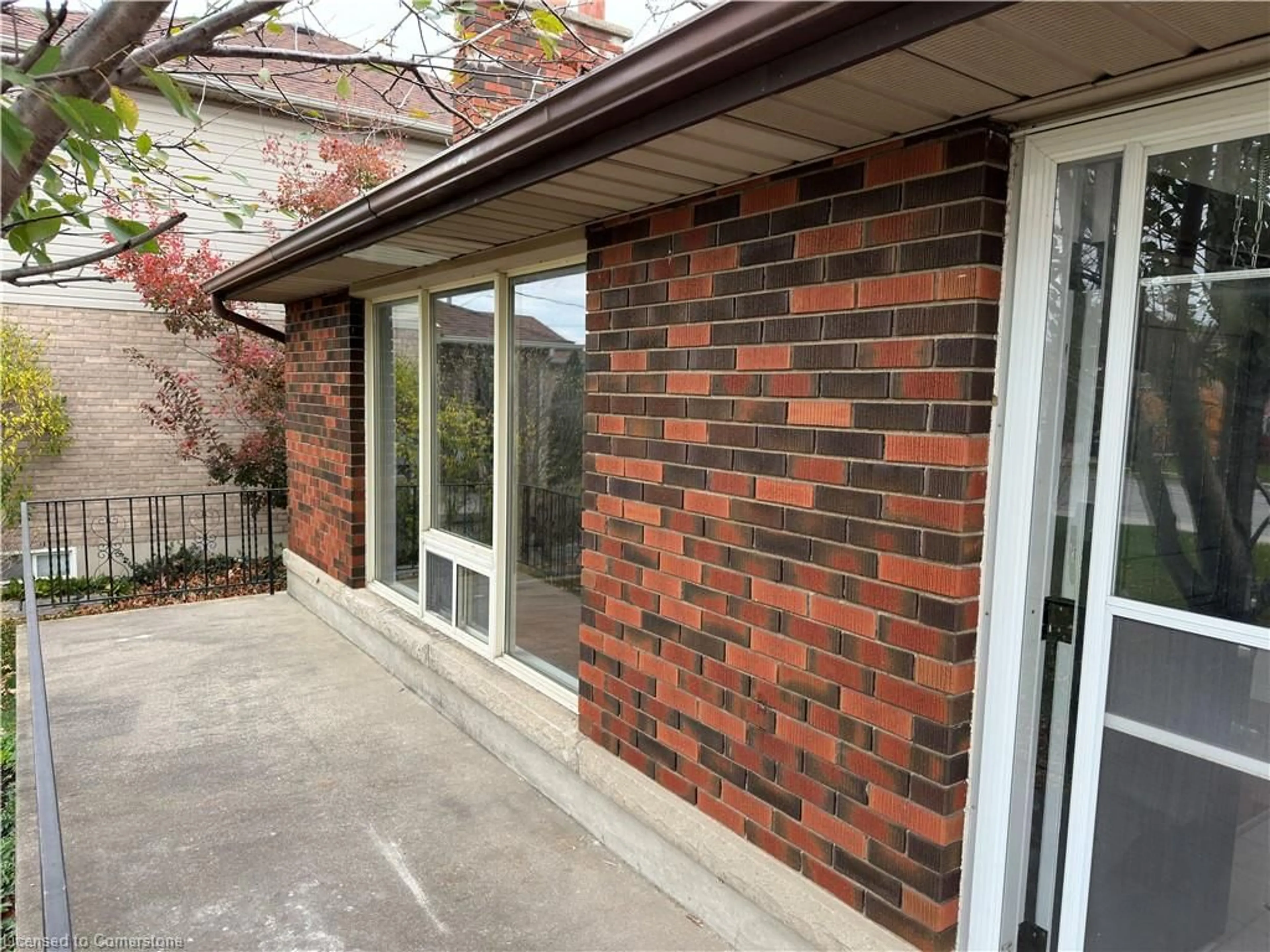 Home with brick exterior material for 20 Highland Rd, Stoney Creek Ontario L8J 2T7