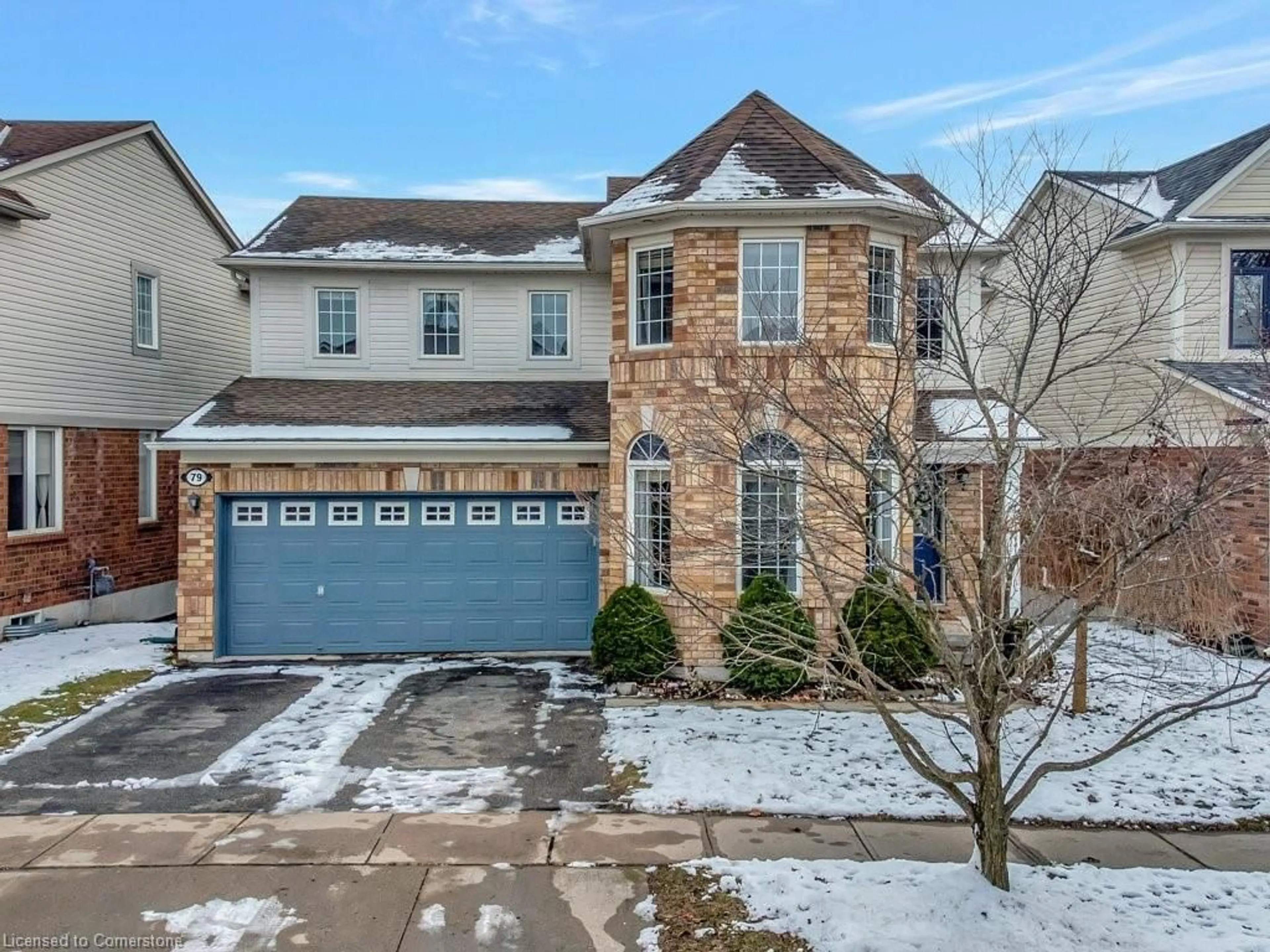 A pic from outside/outdoor area/front of a property/back of a property/a pic from drone, street for 79 Glazebrook Cres, Cambridge Ontario N2T 2H8