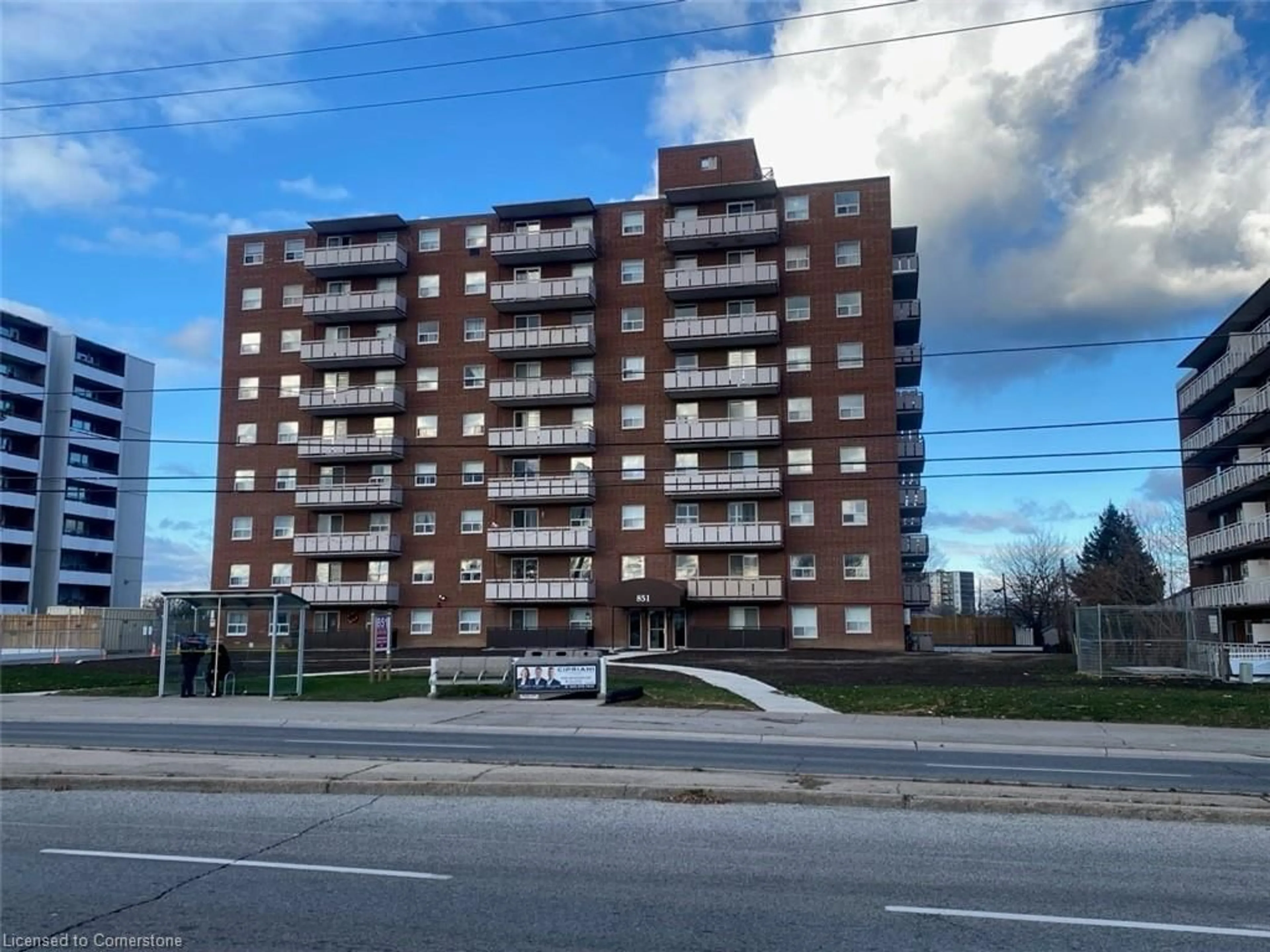 A pic from exterior of the house or condo, the front or back of building for 851 Queenston Rd #607, Stoney Creek Ontario L8G 1B4