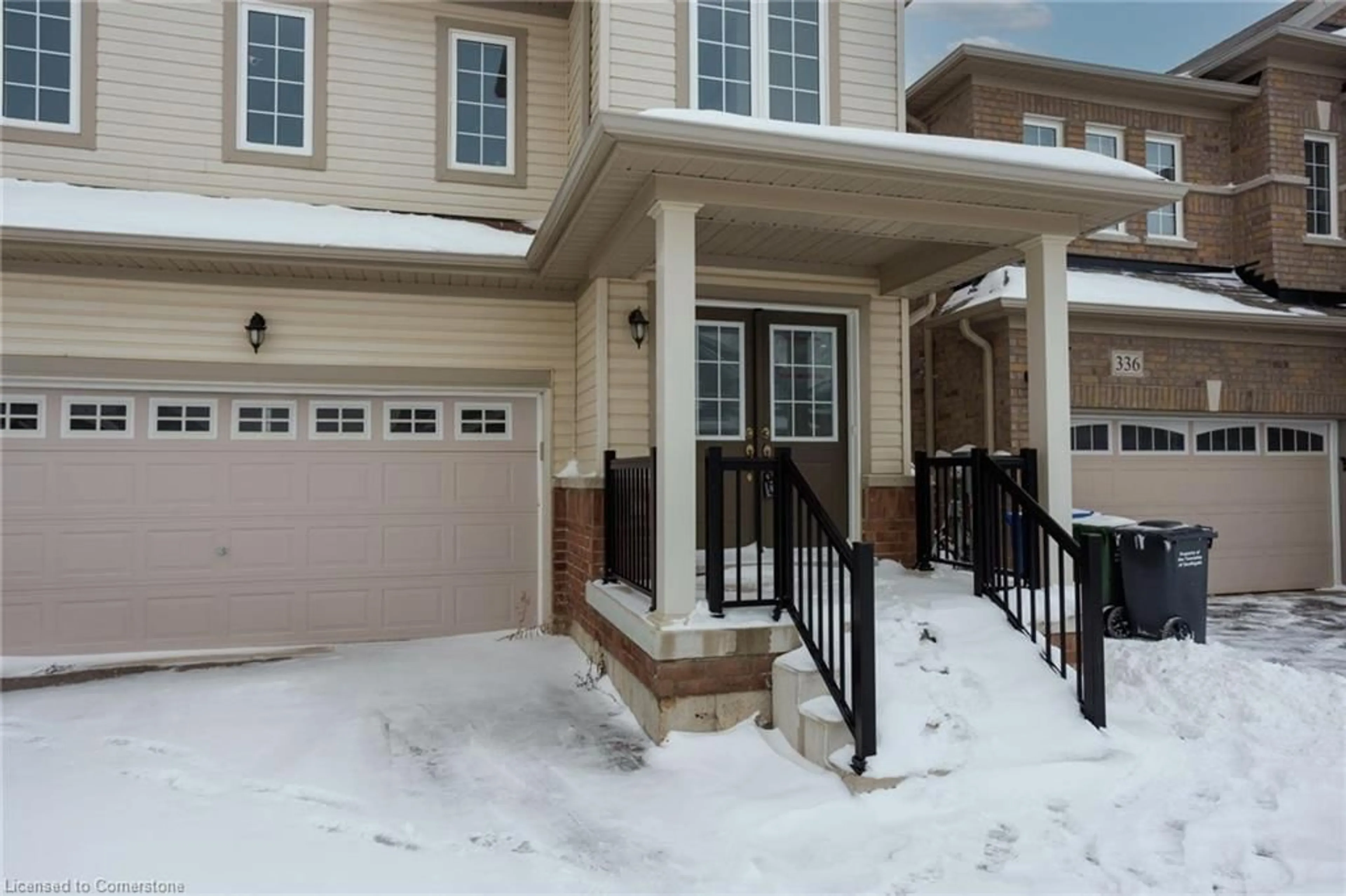 Indoor entryway for 334 Van Dusen Ave, Dundalk Ontario N0C 1B0