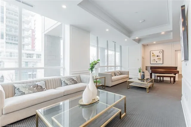 Additional property image - 2060 Lakeshore Rd Unit 606