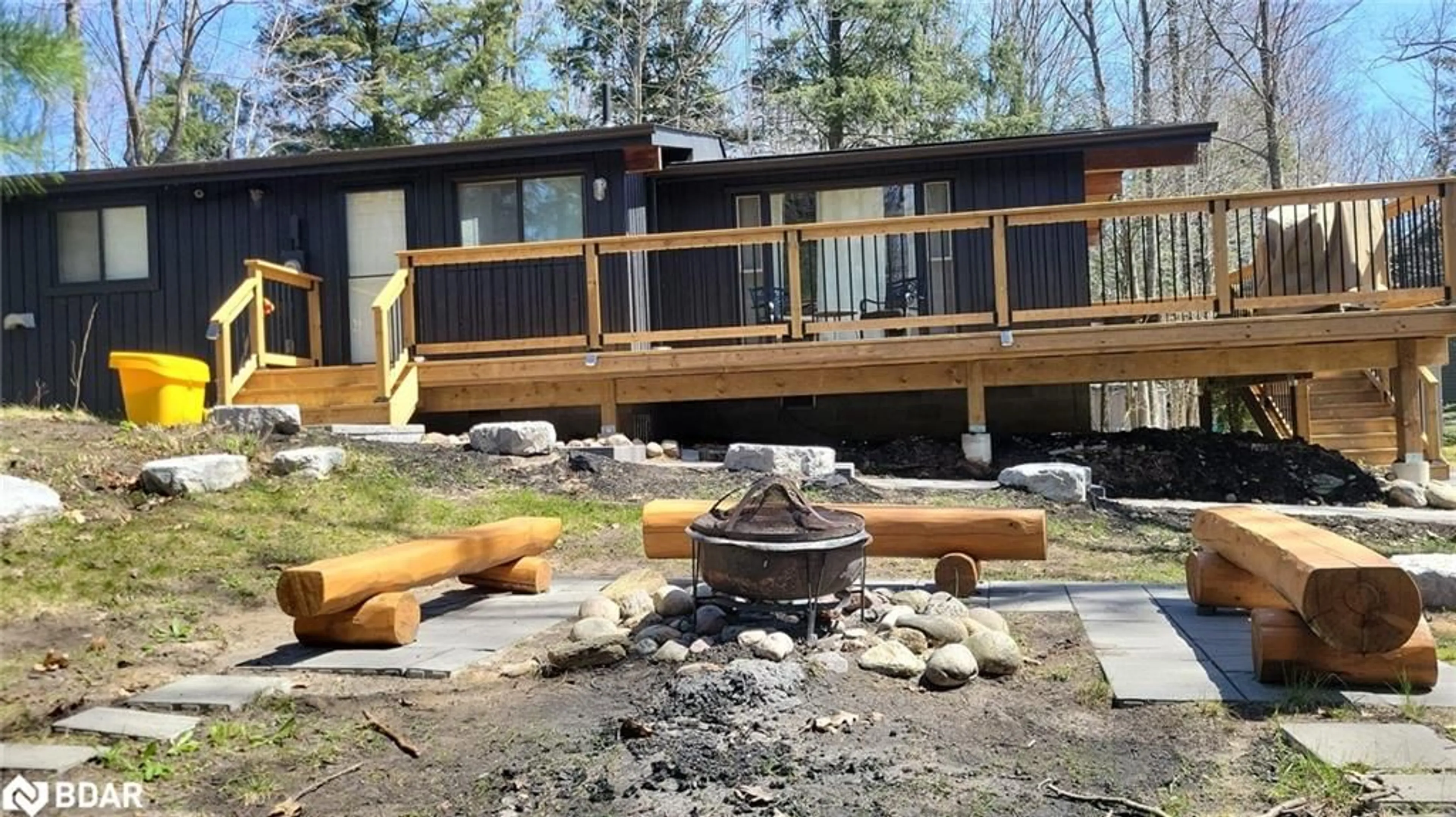 Patio, cottage for 150 Moreau Pky, Tiny Ontario L9M 0H3