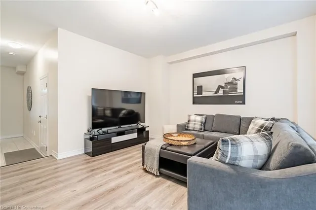 Additional property image - 1890 Rymal Rd Unit 149