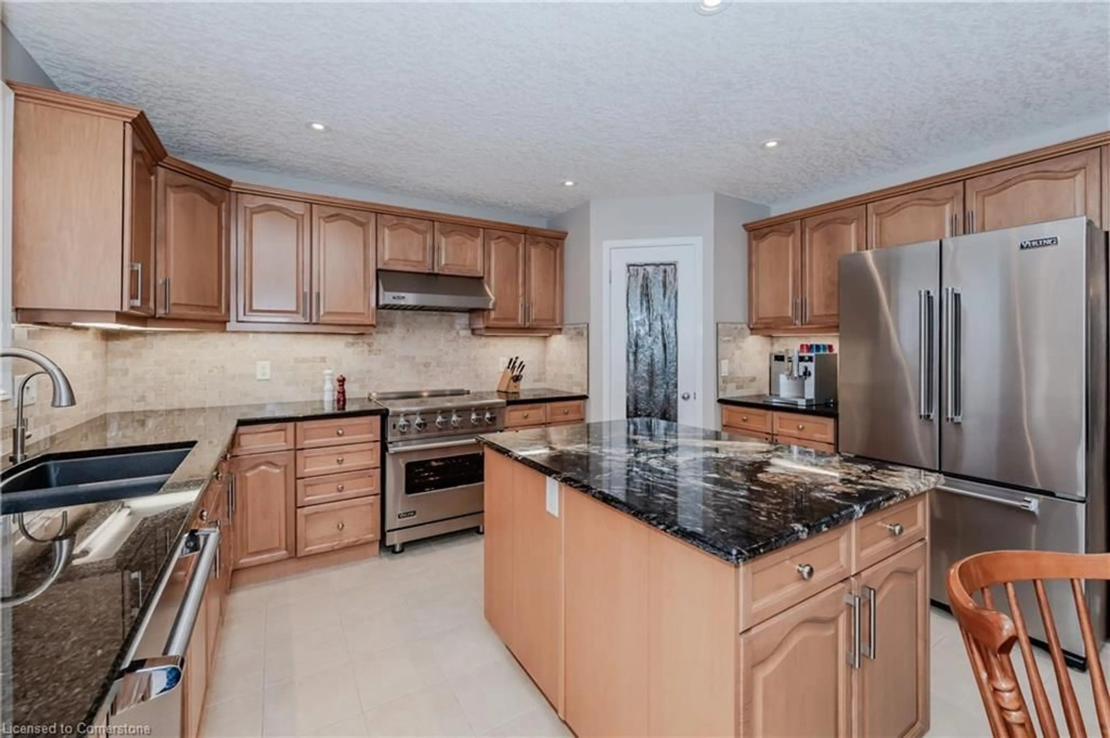 Open concept kitchen, ceramic/tile floor for 425 Pastern Trail, Waterloo Ontario N2K 4K6