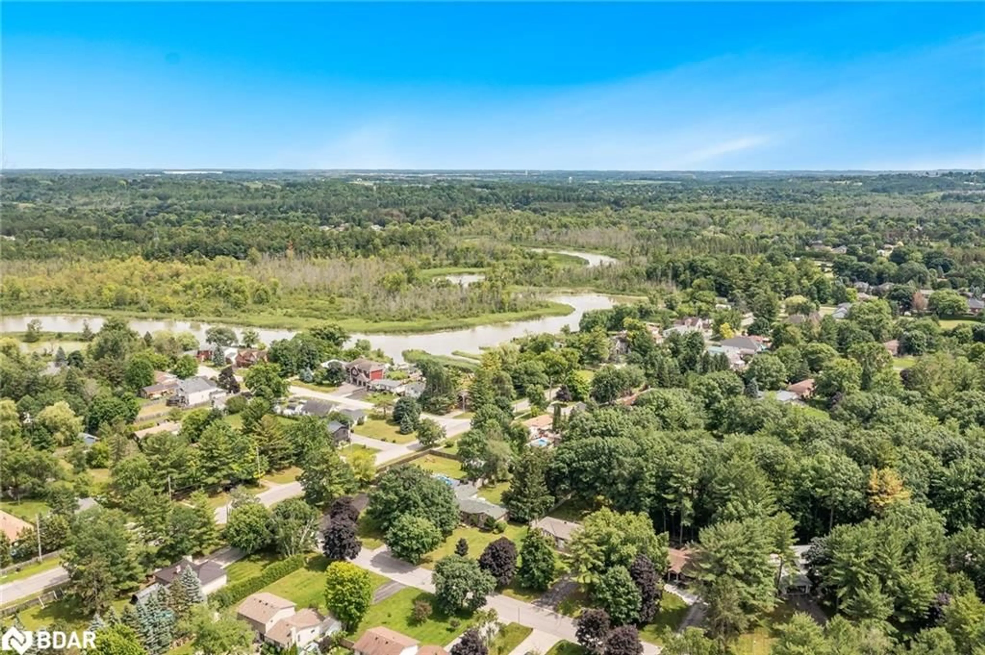 A pic from outside/outdoor area/front of a property/back of a property/a pic from drone, forest/trees view for 3 Artesian Ave, Holland Landing Ontario L9N 1J3