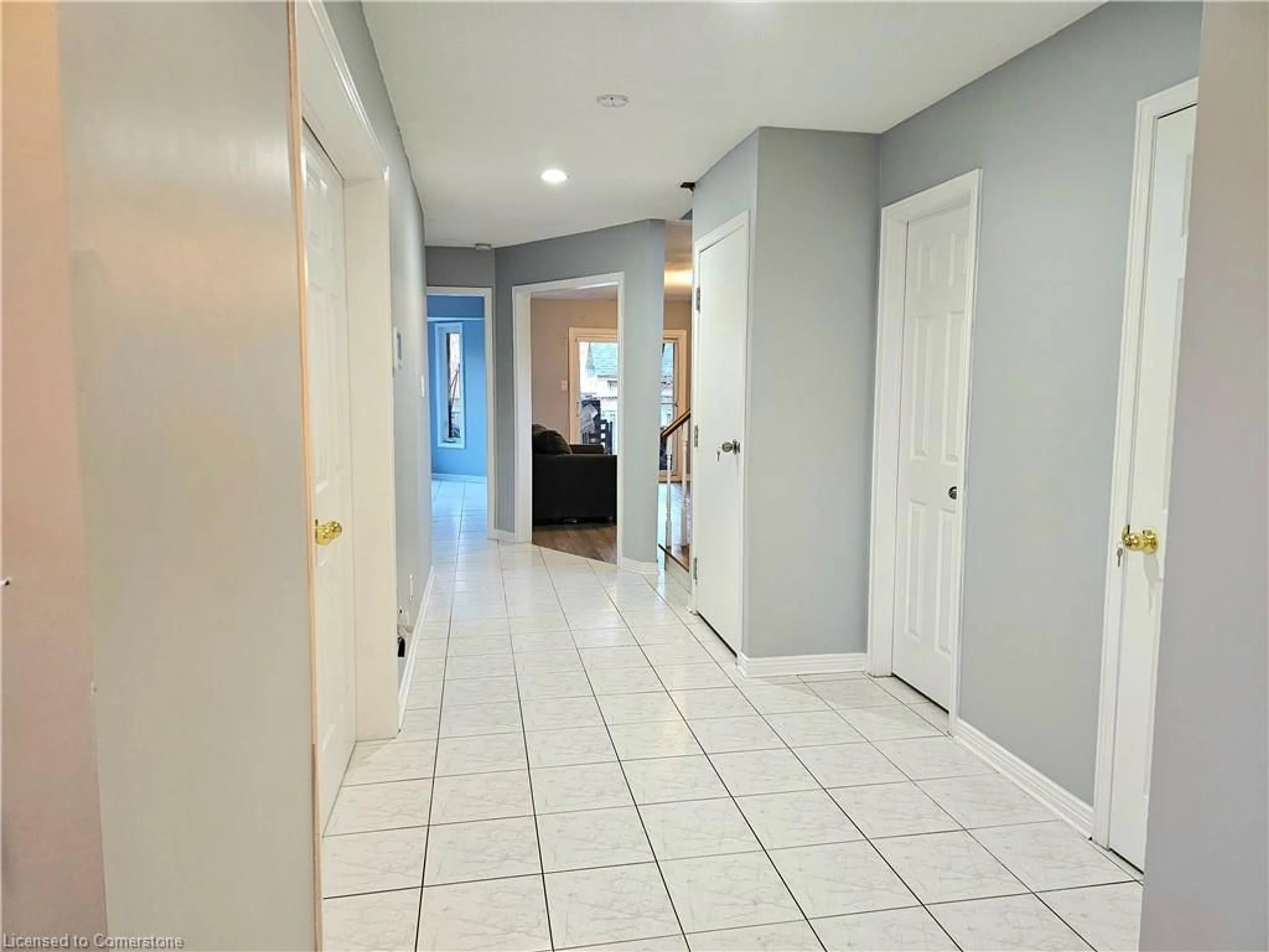 Indoor entryway, cement floor for 486 Dicenzo Dr, Hamilton Ontario L9B 2C4