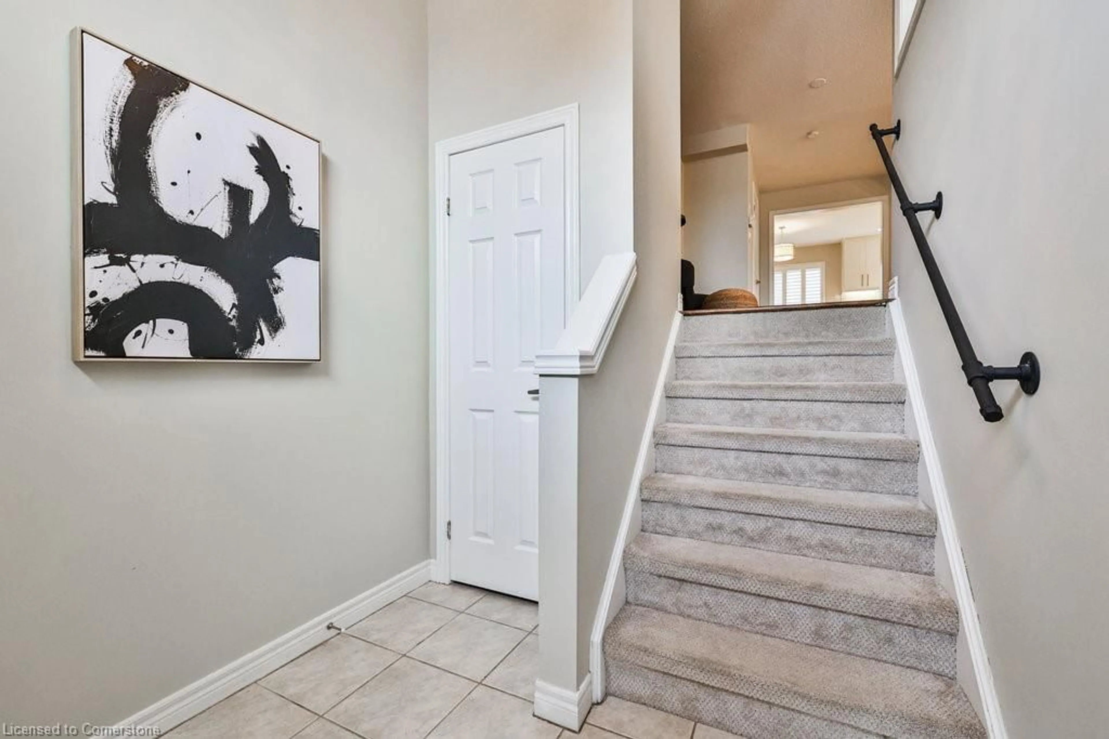 Indoor foyer, wood floors for 2280 Baronwood Dr #17, Oakville Ontario L6M 5J8