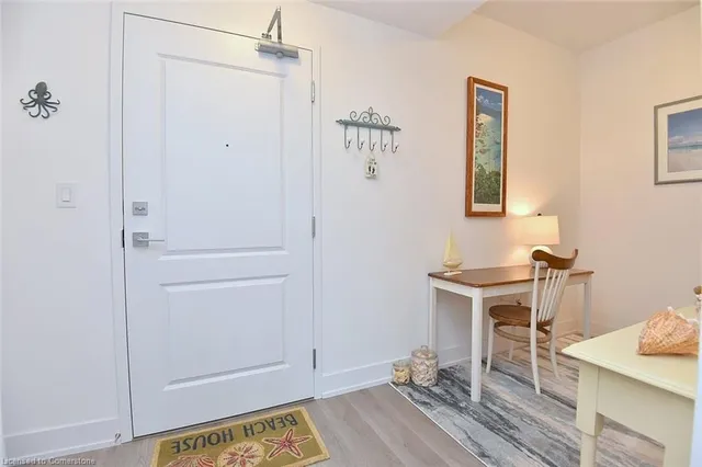 Additional property image - 450 Dundas St Unit 707