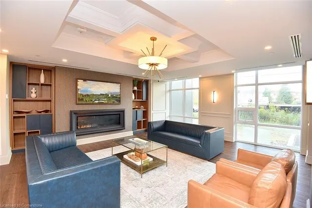 Additional property image - 450 Dundas St Unit 707
