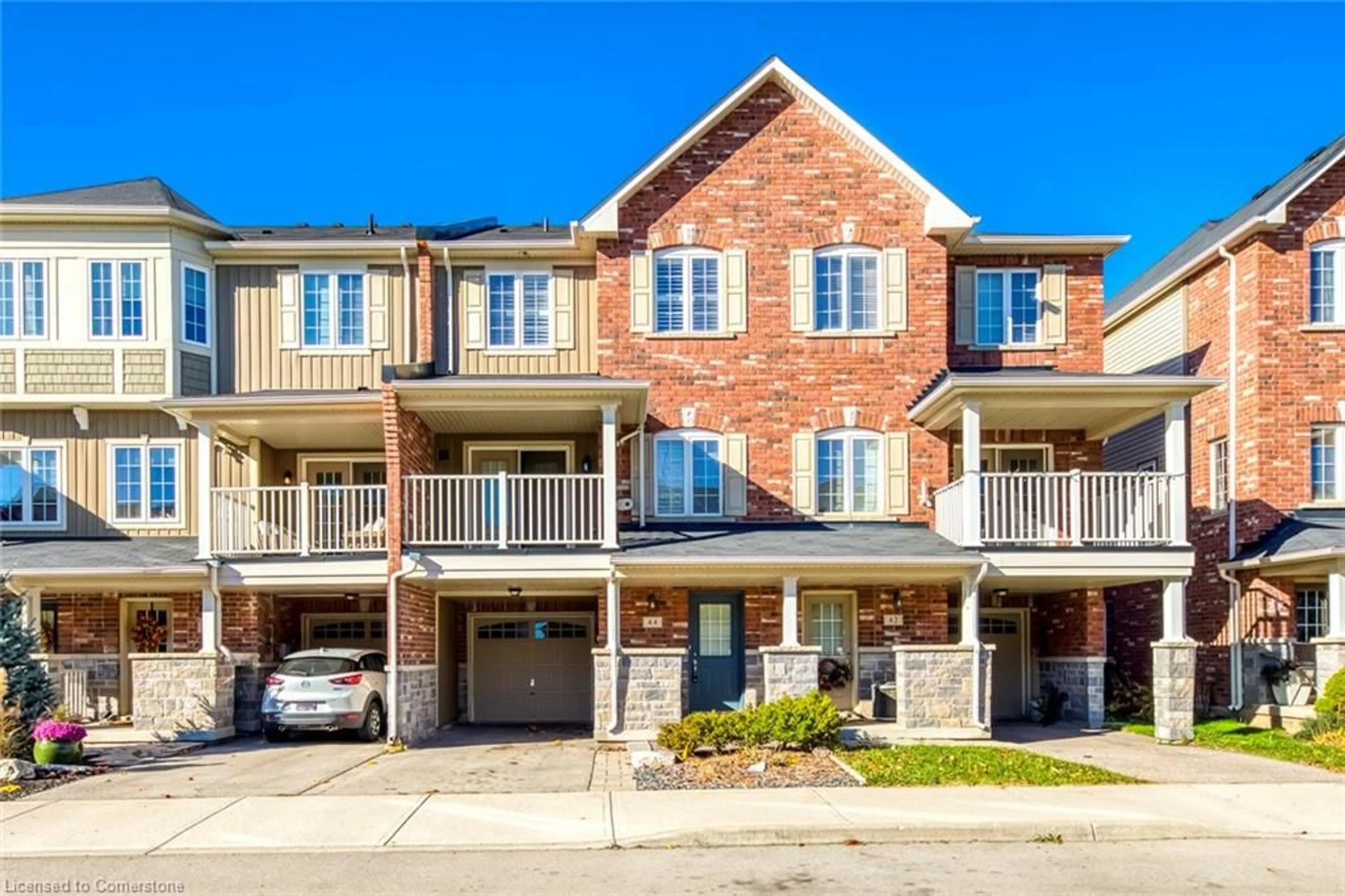 A pic from exterior of the house or condo, the street view for 44 Nisbet Blvd, Waterdown Ontario L8B 0S9