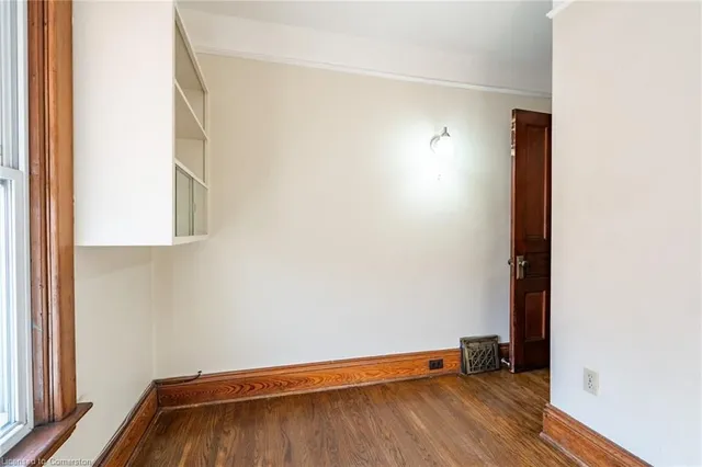 Additional property image - 26 Ontario Ave