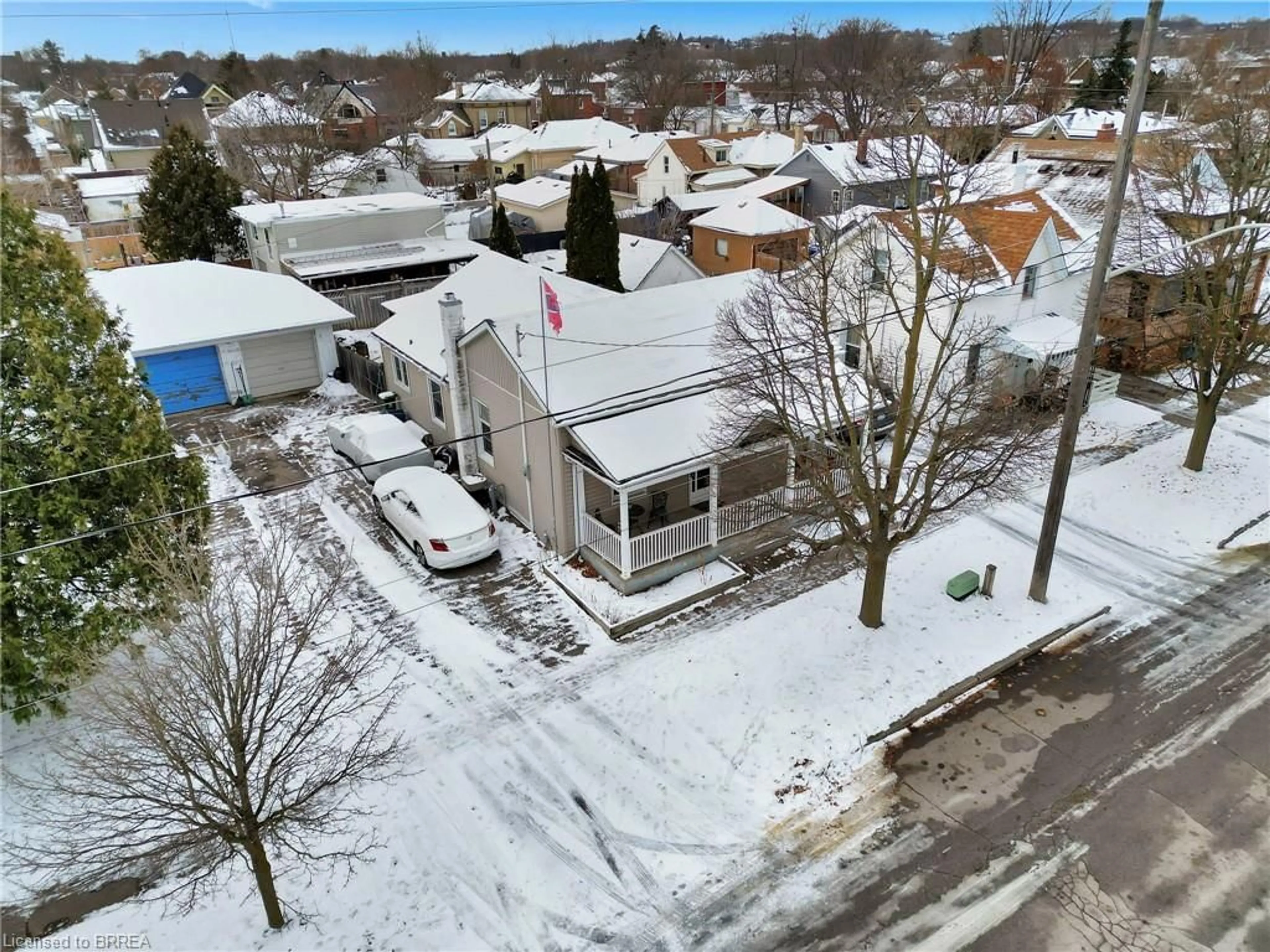 Frontside or backside of a home, the street view for 216 Brock St, Brantford Ontario N3S 5W9