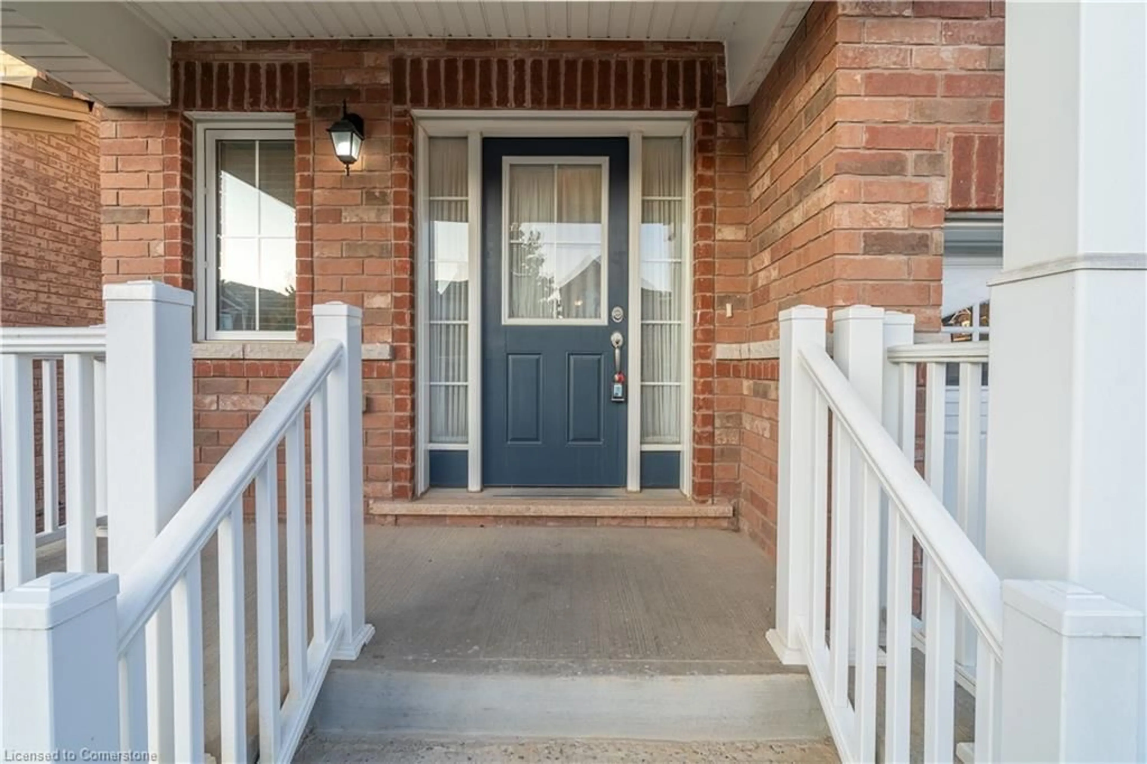 Indoor entryway, wood floors for 37 Blue Oak Street, Kitchener Ontario N2R 1R4