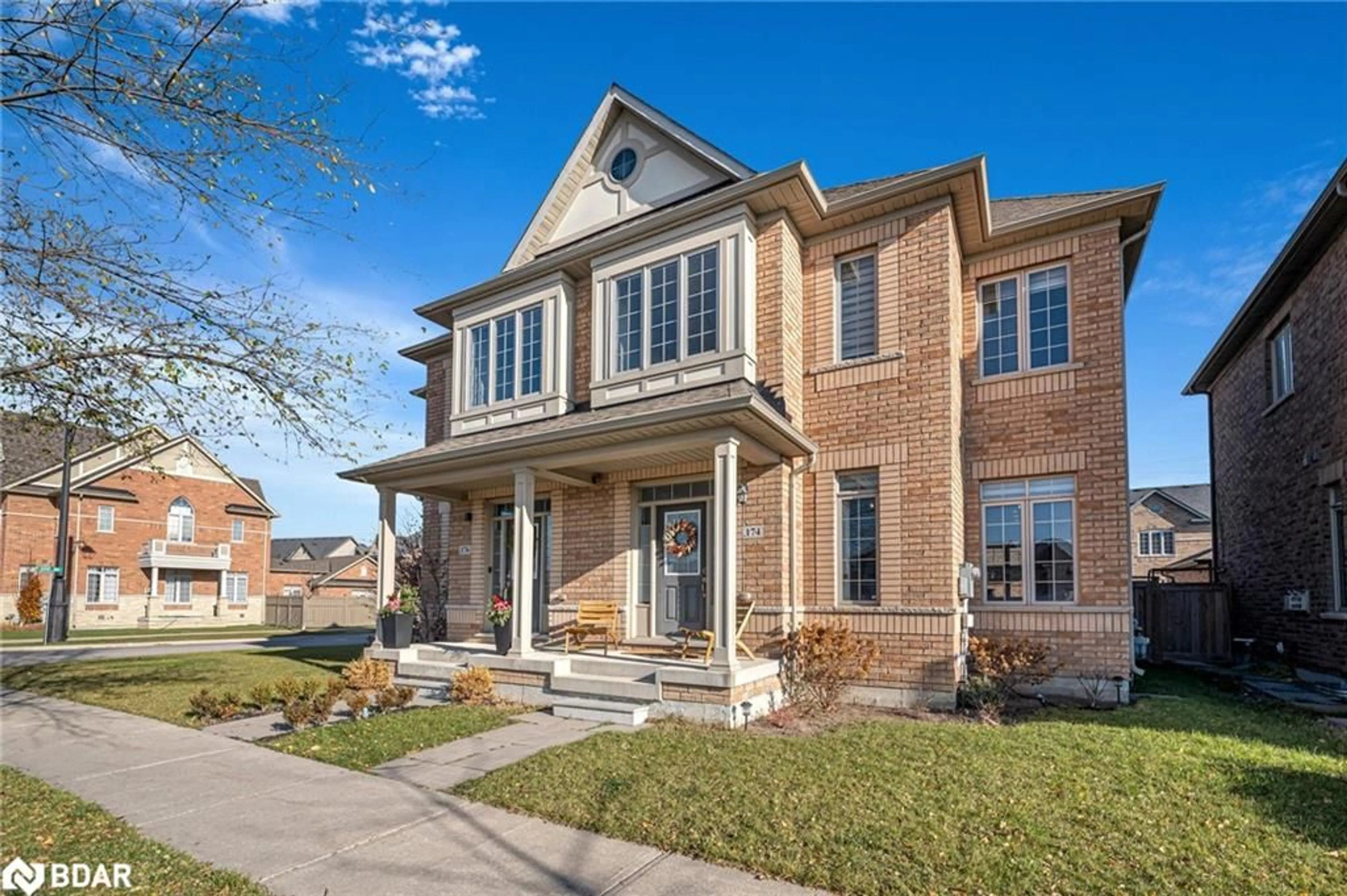 Home with brick exterior material for 174 Moody Dr, Vaughan Ontario L4H 3Z4