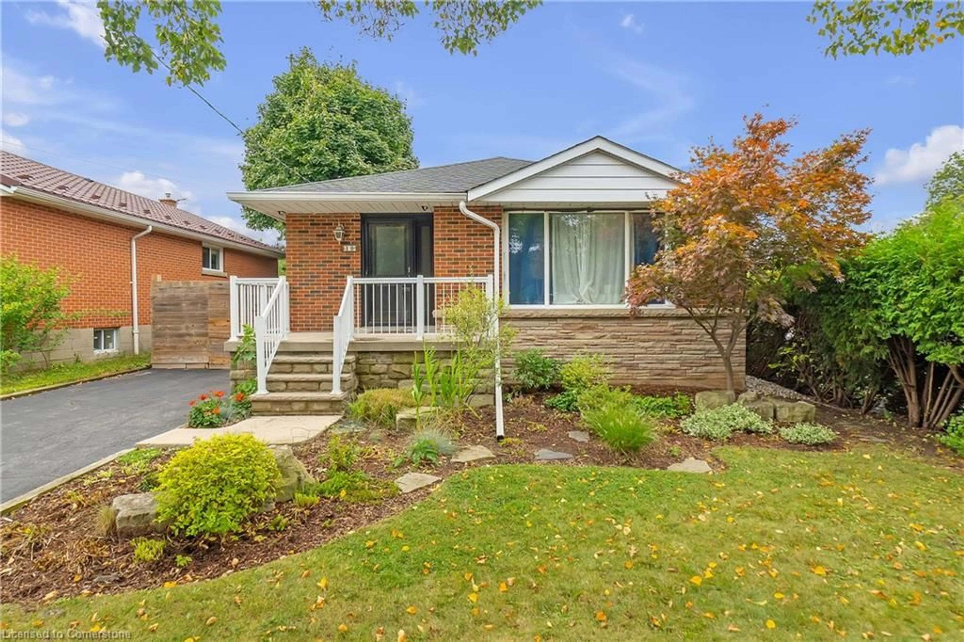 Home with brick exterior material for 10 Warren Ave, Hamilton Ontario L9A 3C6