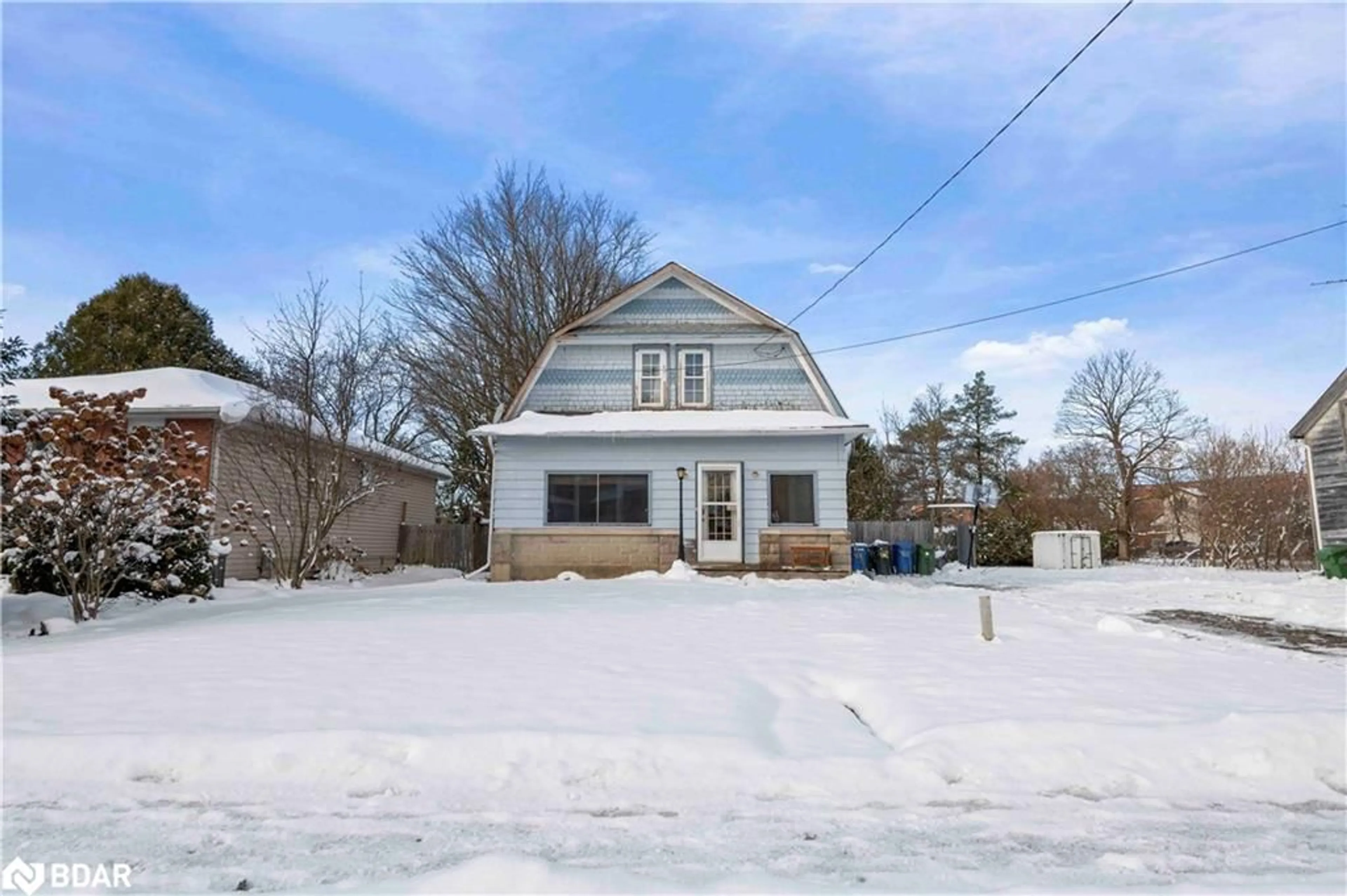 Frontside or backside of a home, cottage for 61 Victoria St W St, Dundalk Ontario N0C 1B0