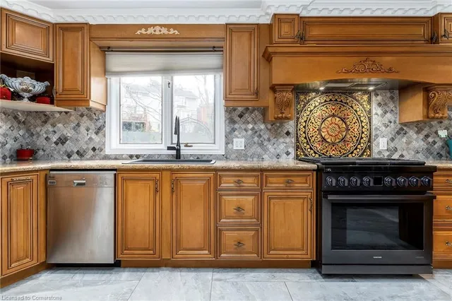 Additional property image - 28 Stonegate Dr