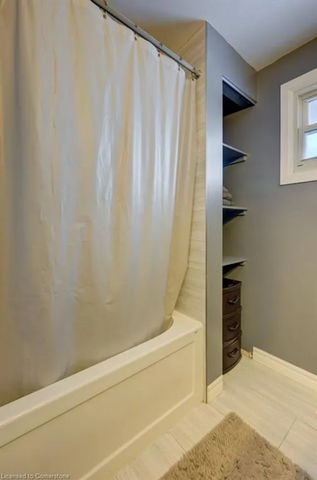 Additional property image - 29 Selkirk Dr