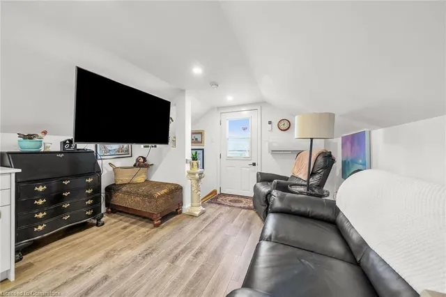 Additional property image - 73 Valley Rd