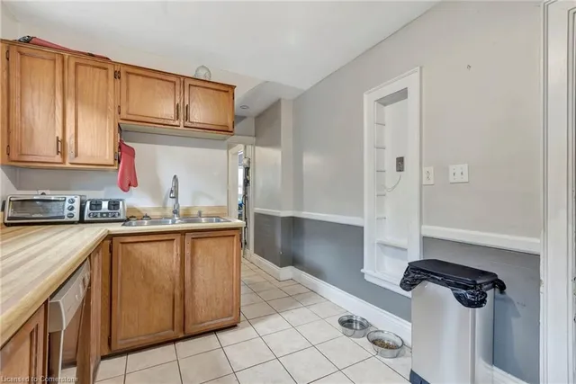 Additional property image - 110 Paling Ave