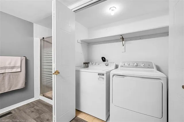 Additional property image - 376 Silverbirch Blvd