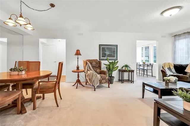 Additional property image - 376 Silverbirch Blvd