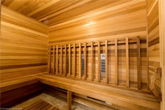 Additional property image - 3 Jaczenko Terr