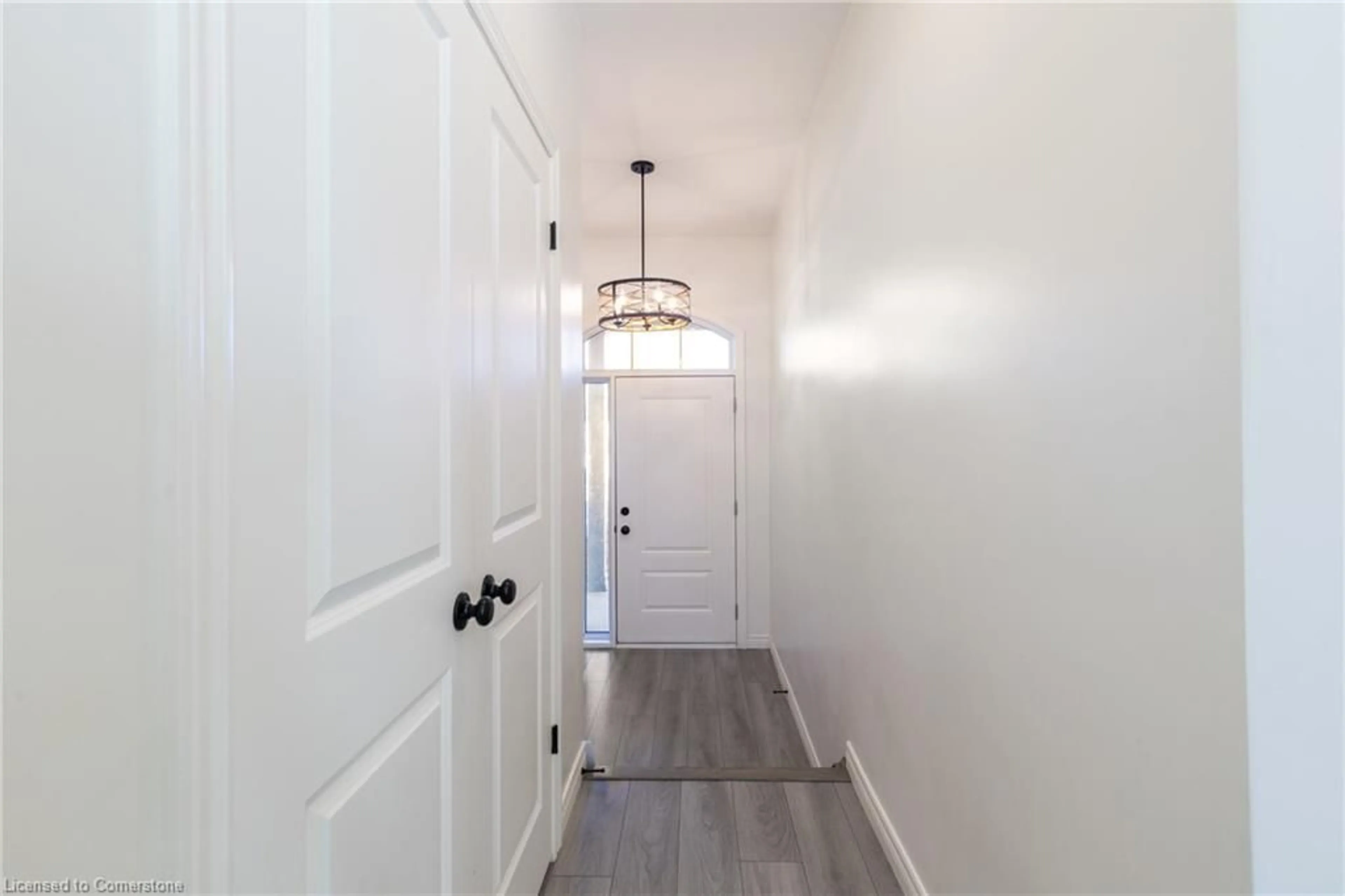 Indoor entryway, wood floors for 730 Knox Ave, Hamilton Ontario L8H 6K6