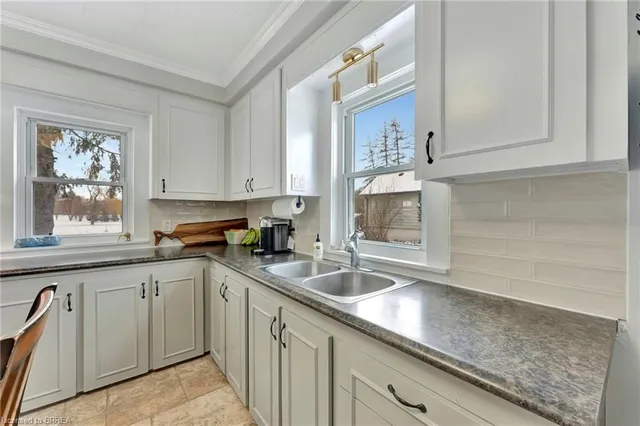 Additional property image - 25 Barnabas St