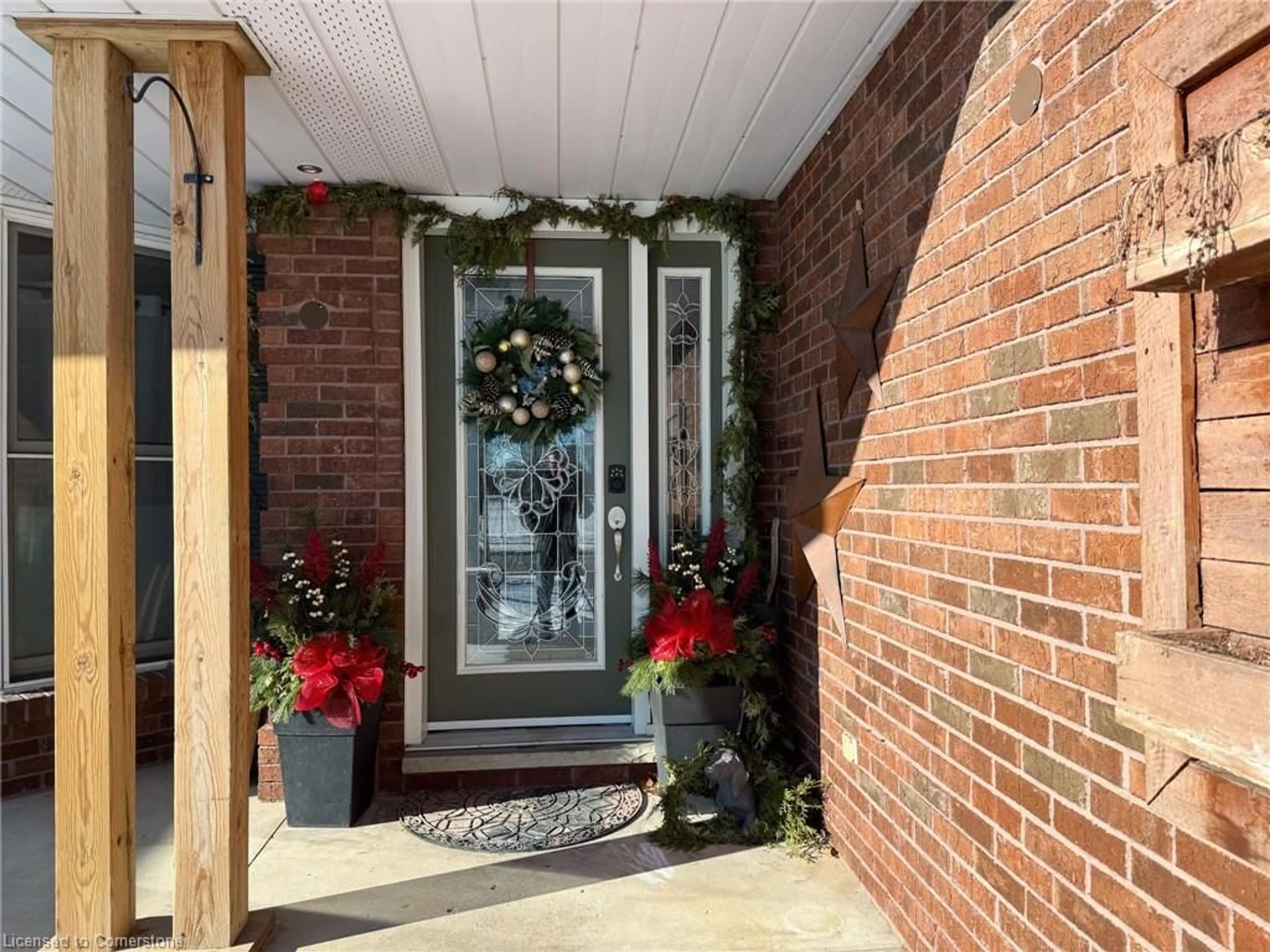 Indoor entryway for 20 Donly Dr, Simcoe Ontario N3Y 5G7