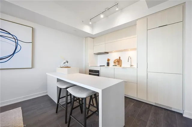 Additional property image - 370 Martha St Unit 2301