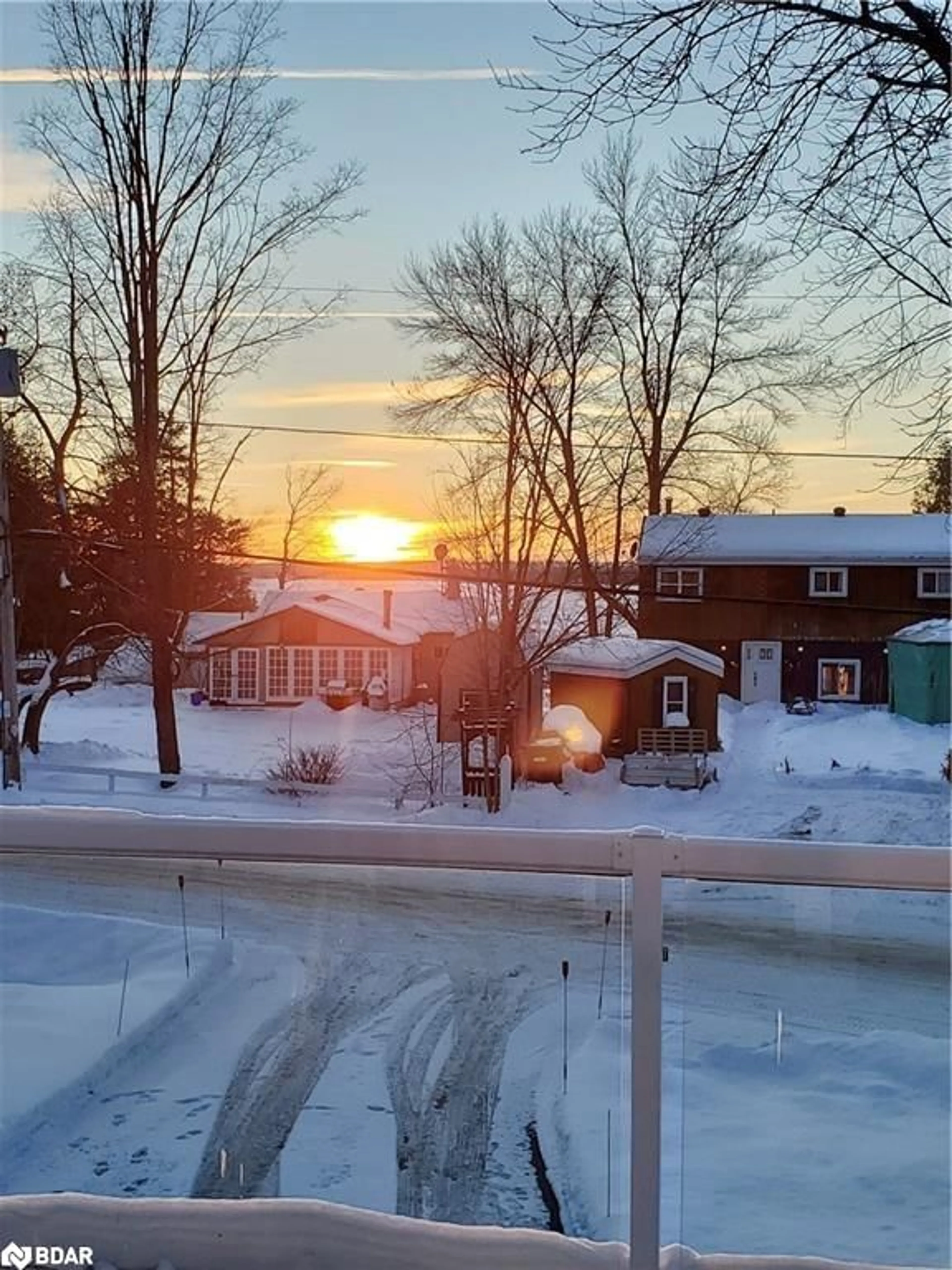 A pic from exterior of the house or condo, the street view for 7187 Beach Dr, Washago Ontario L0K 2B0