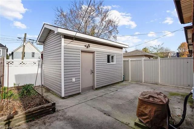 Additional property image - 67 Burton St