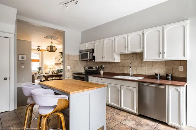 Additional property image - 48 Macaulay St