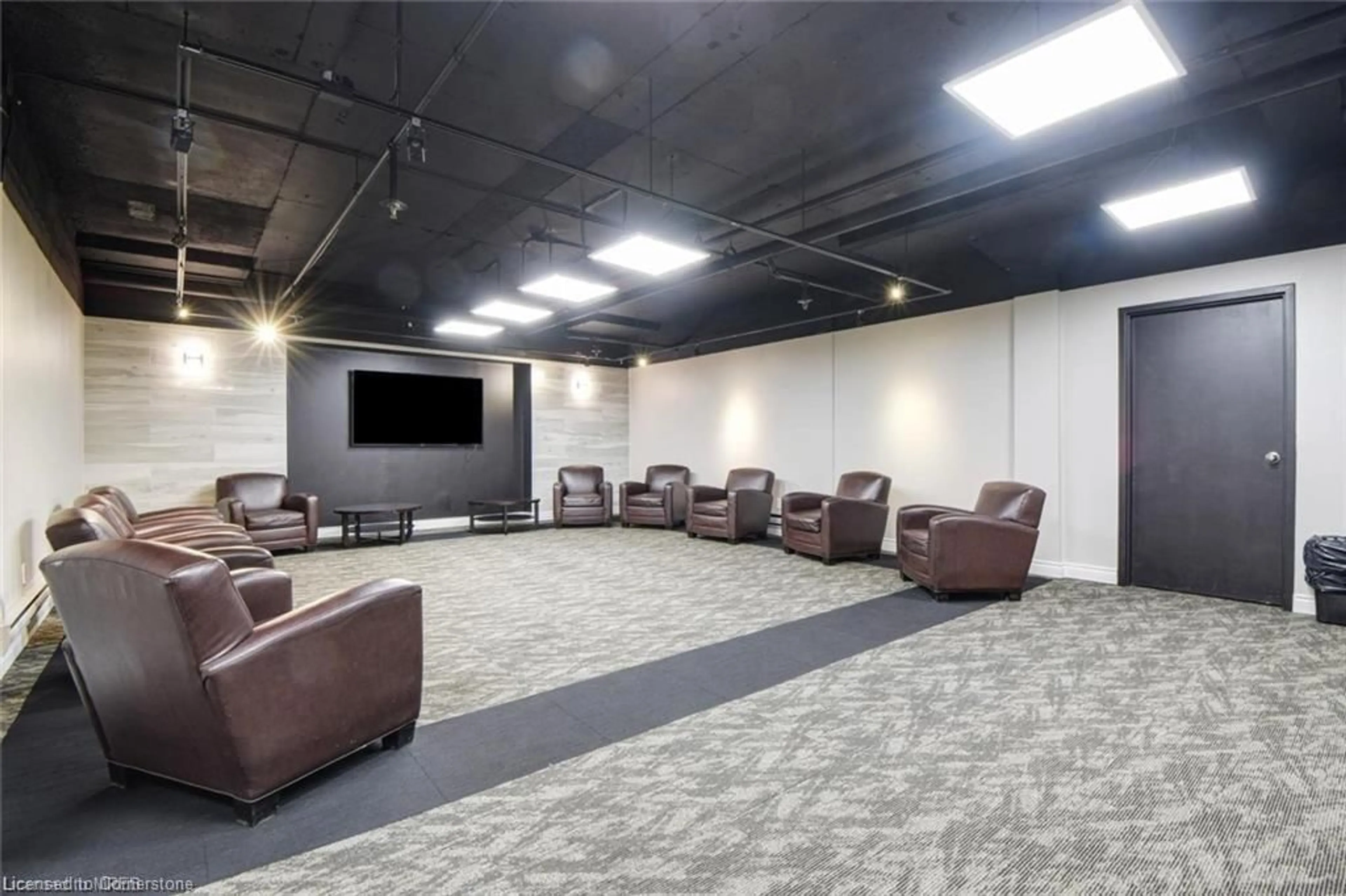 Media room, carpet floors for 150 Charlton Ave #2303, Hamilton Ontario L8N 3X3